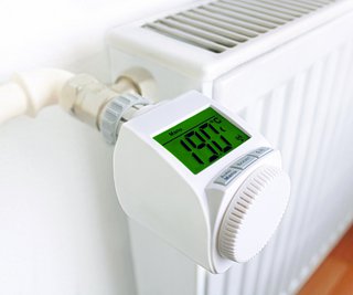 Energie sparen mit smarten Thermostaten an Heizkörpern