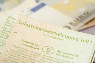 Fahrzeugschein